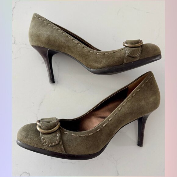 Coach Suede Heels – Moss Green, Size 7.5 - Picture 3 of 7